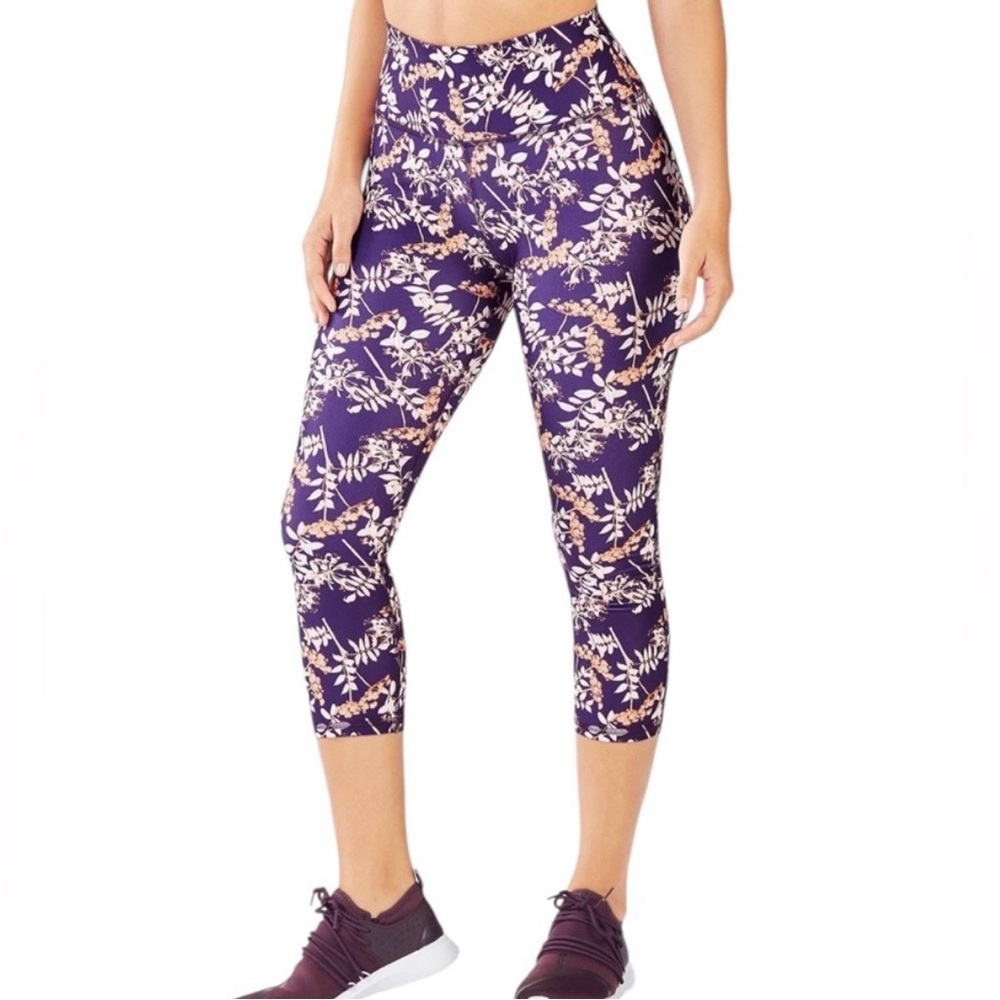 FABLETICS Purple Arcadia Print Salar PowerHold Mid-Rise Active Capri Size Medium